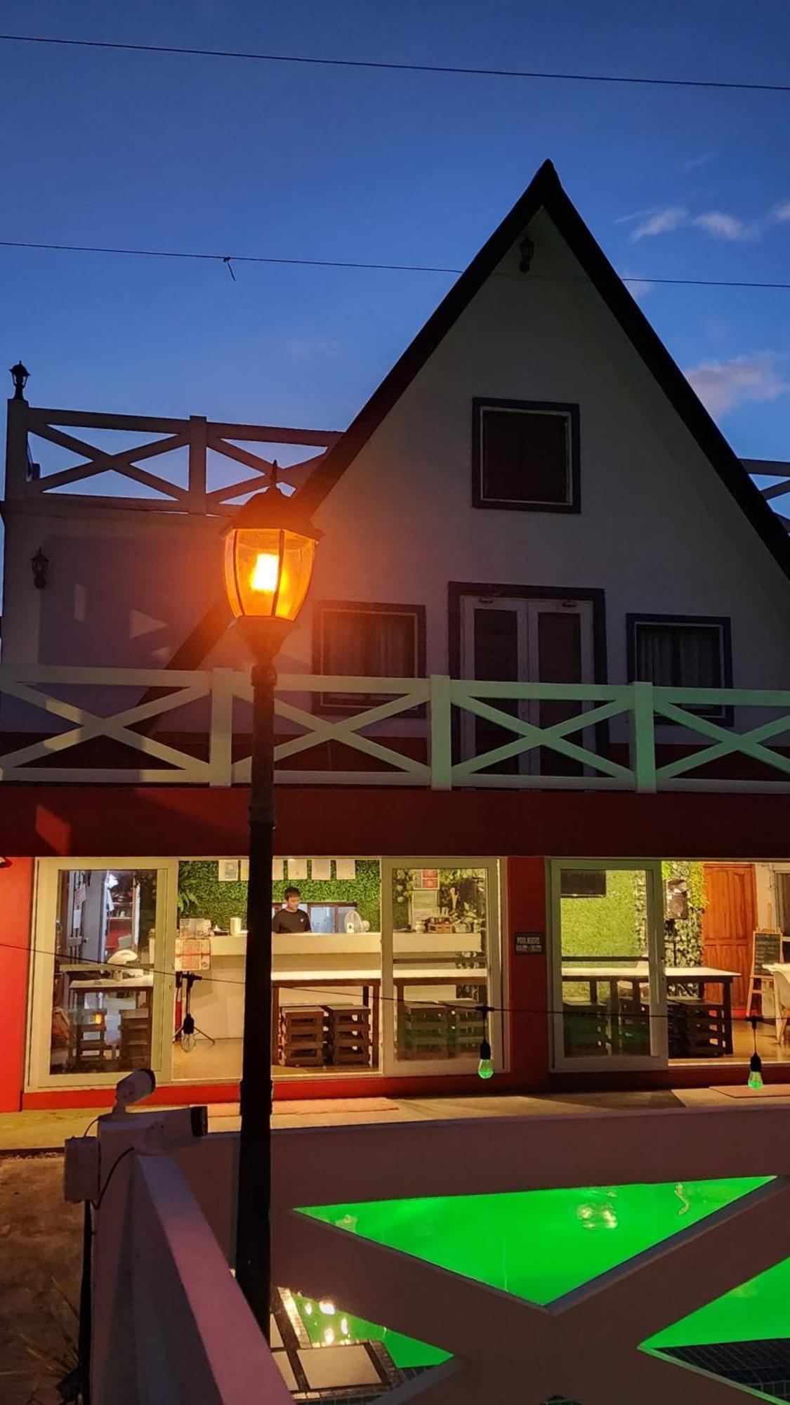 Triangle Huts Hotel Pagudpud Exterior photo