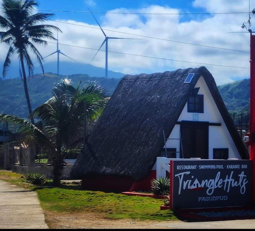 Triangle Huts Hotel Pagudpud Exterior photo