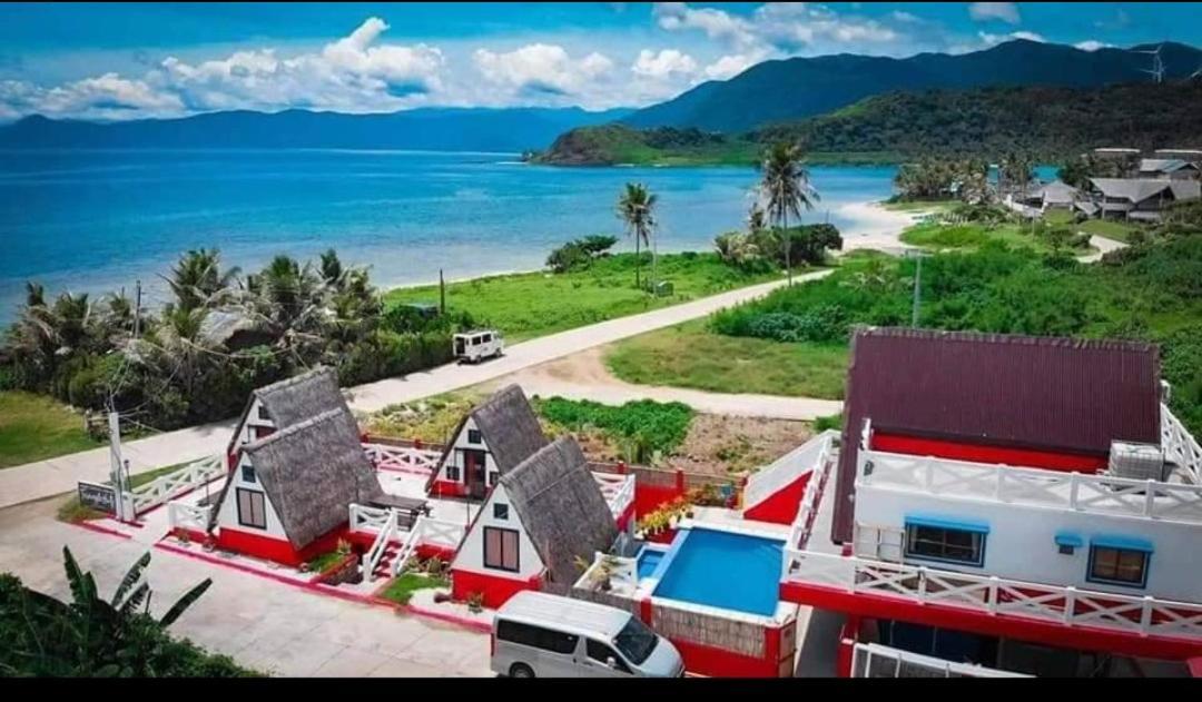 Triangle Huts Hotel Pagudpud Exterior photo
