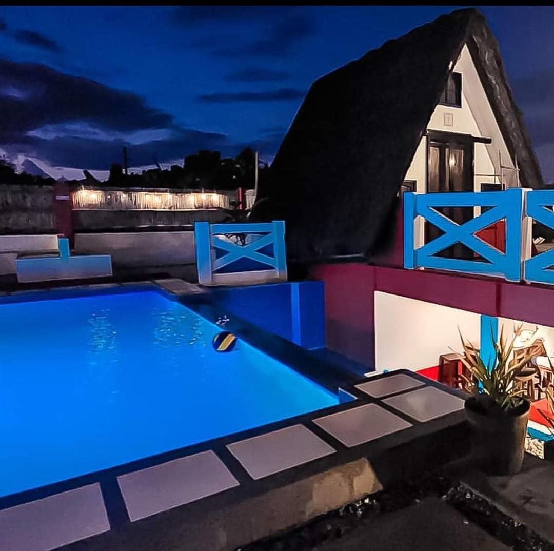 Triangle Huts Hotel Pagudpud Exterior photo