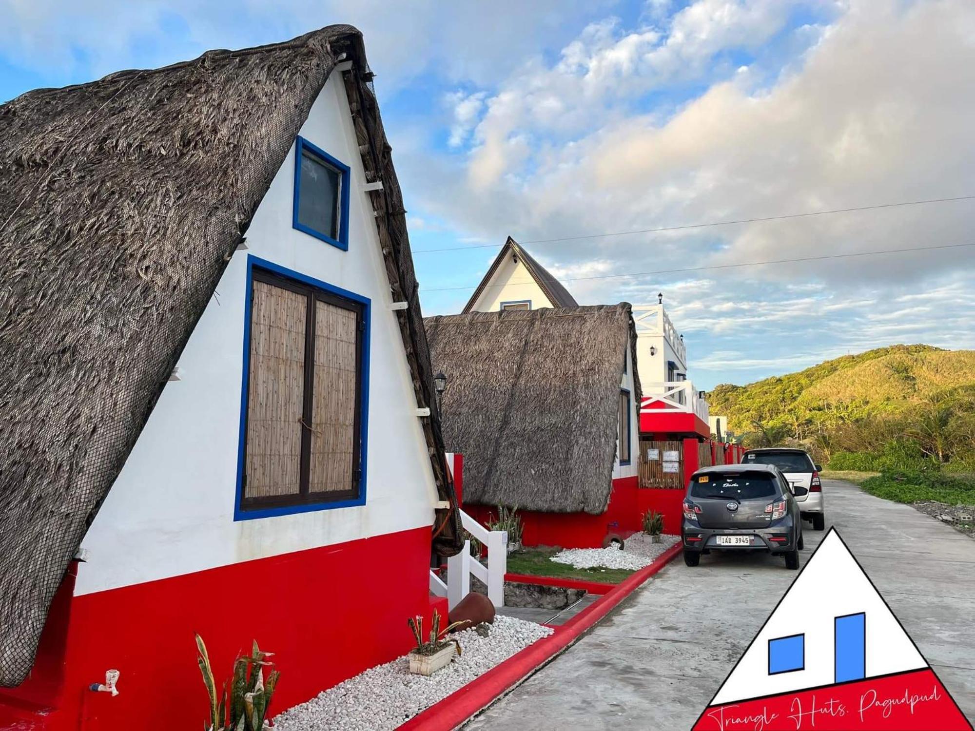 Triangle Huts Hotel Pagudpud Exterior photo
